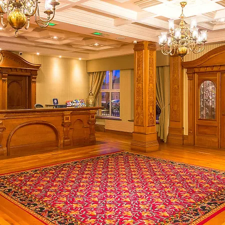 ホテル Lady Gregory Hotel, Leisure Club & Beauty 3*