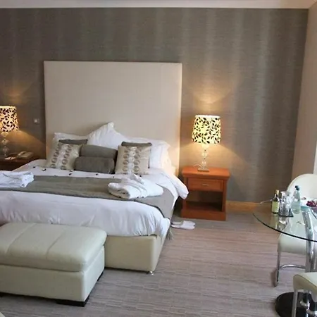 Lady Gregory Hotel, Leisure Club & Beauty 3*